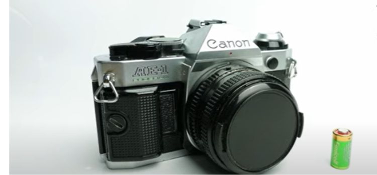 what battery does canon ae 1 use